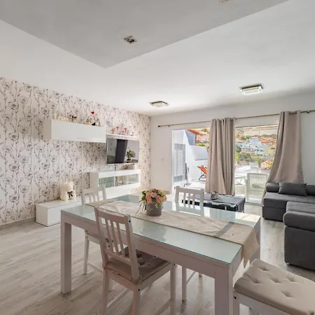 Roque Del Conde Sunset Views Apartman *